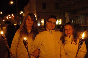 20100403-193144-D2H_6129