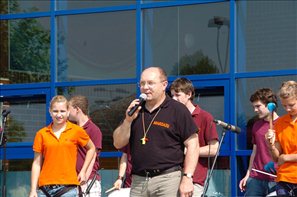 20100530-095137-D2H_1293
