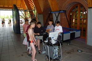 20100530-105613-D2H_1589
