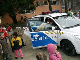 b20100301-032623